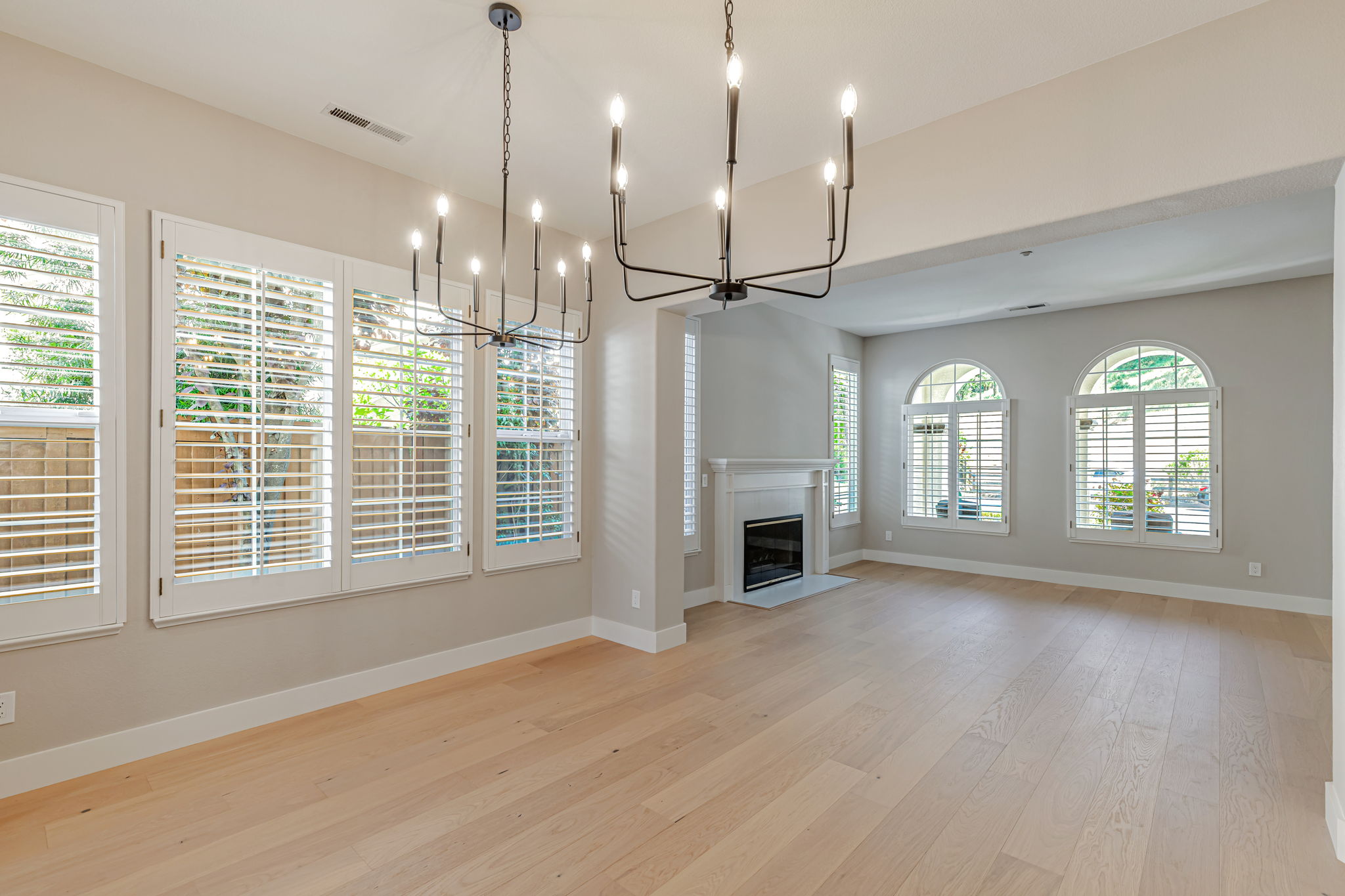 014_2892 Birkdale Ct 