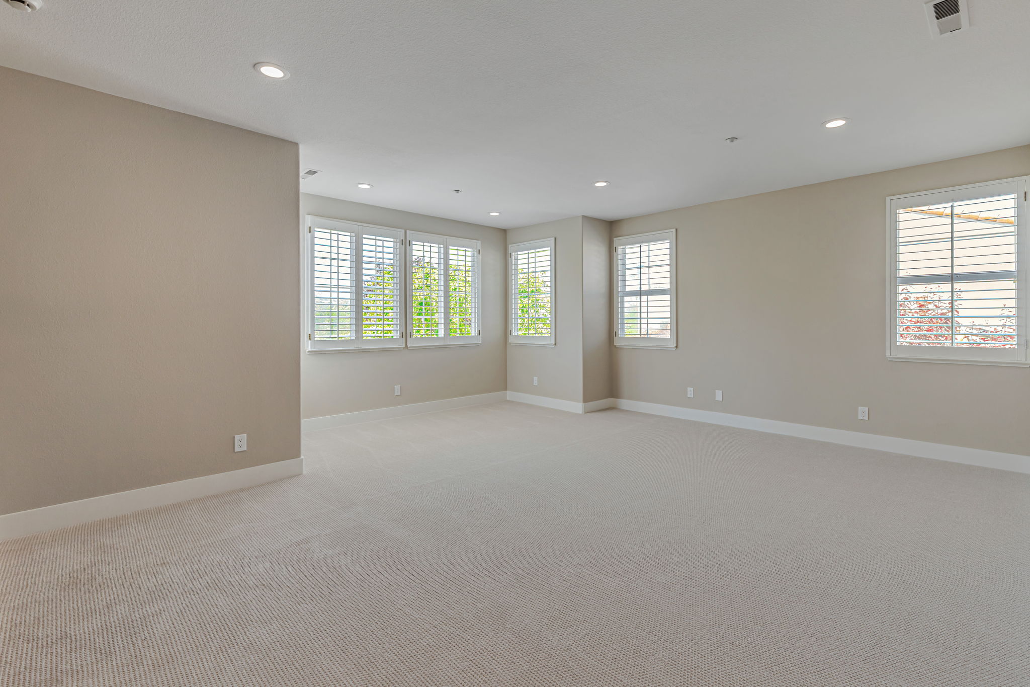 025_2892 Birkdale Ct 