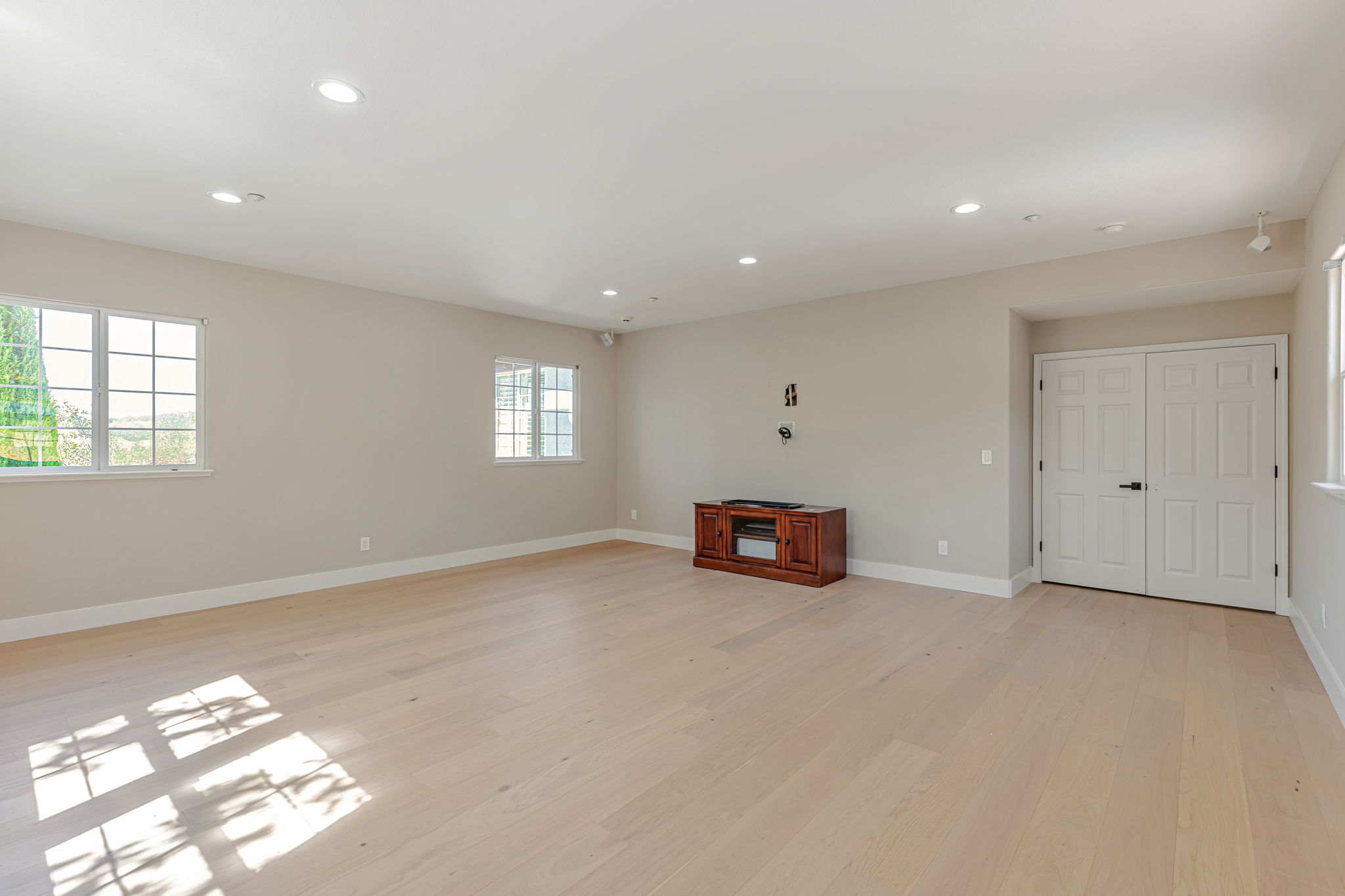 030_2892 Birkdale Ct 