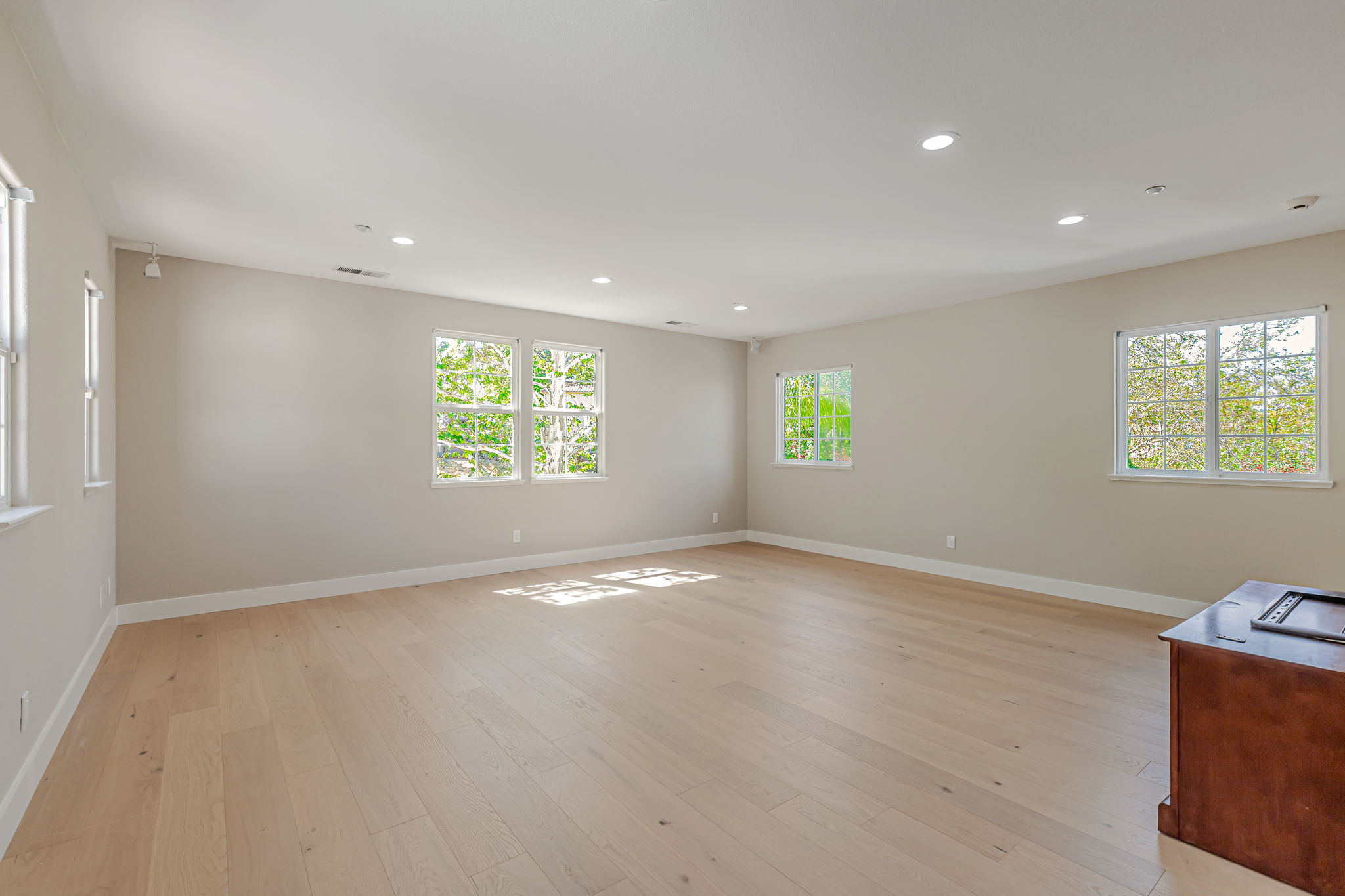 032_2892 Birkdale Ct 