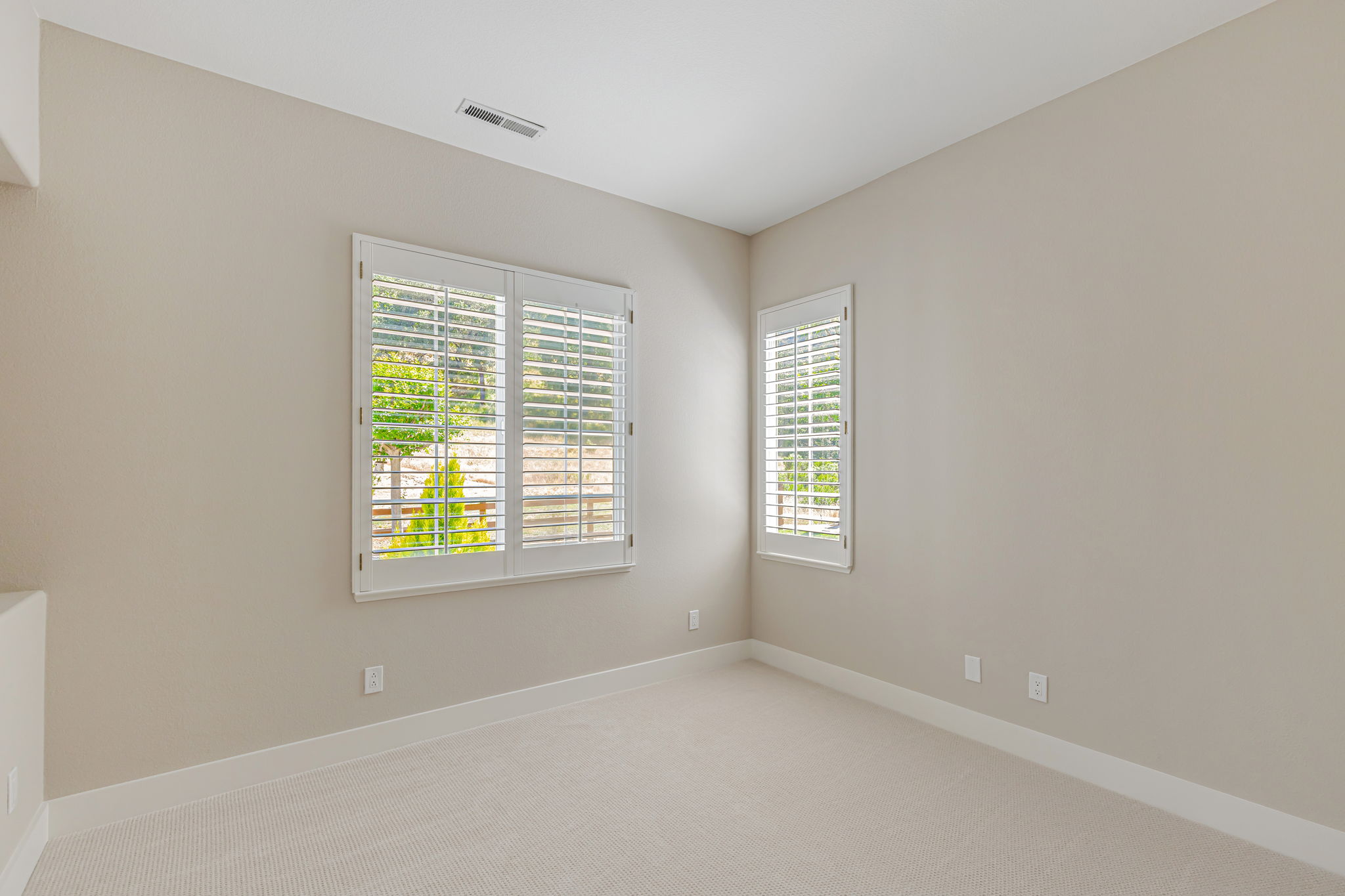 042_2892 Birkdale Ct 