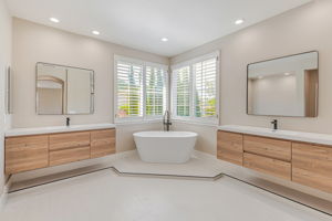 049_2892 Birkdale Ct 