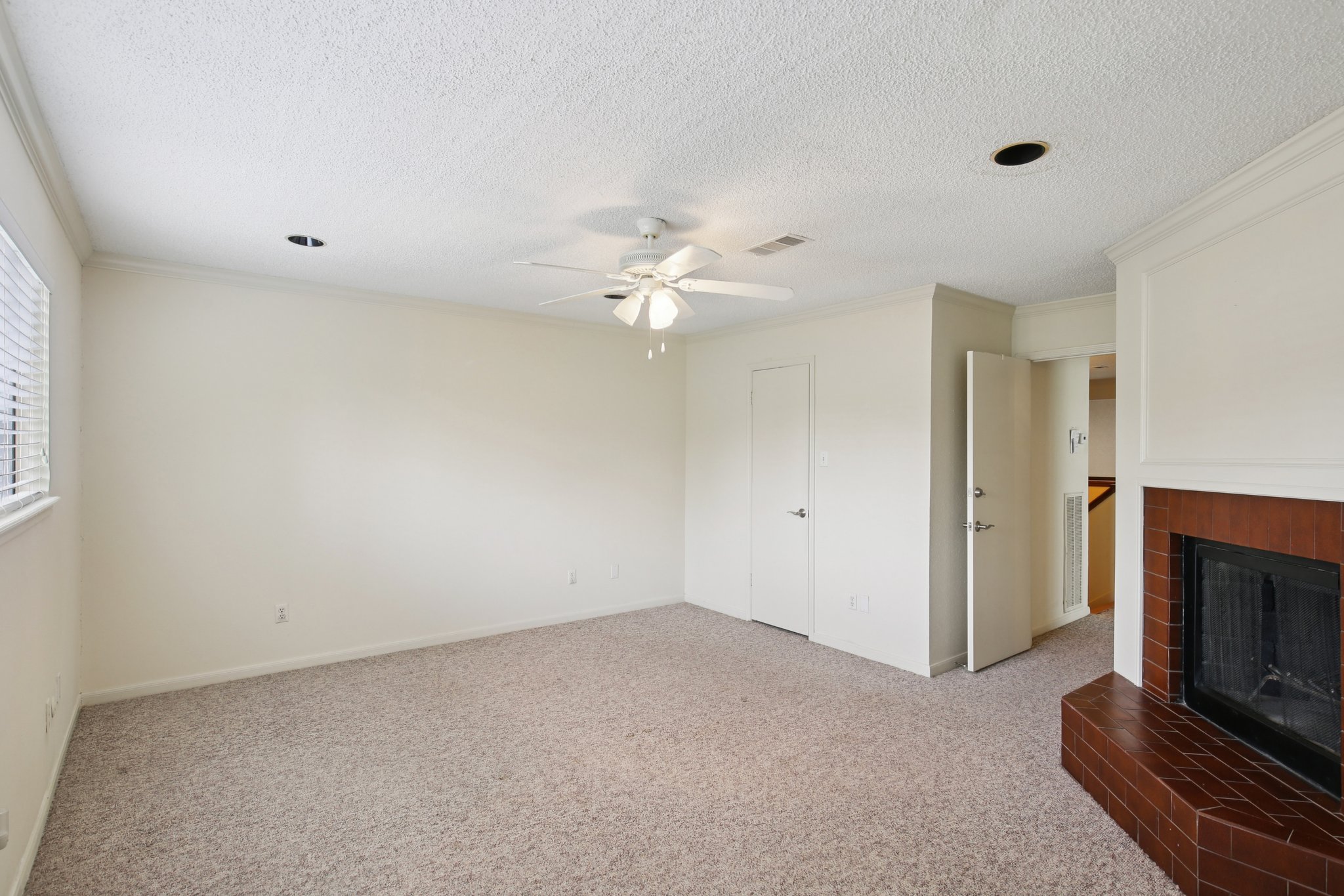Panagard Dr-S0608-024.jpg
