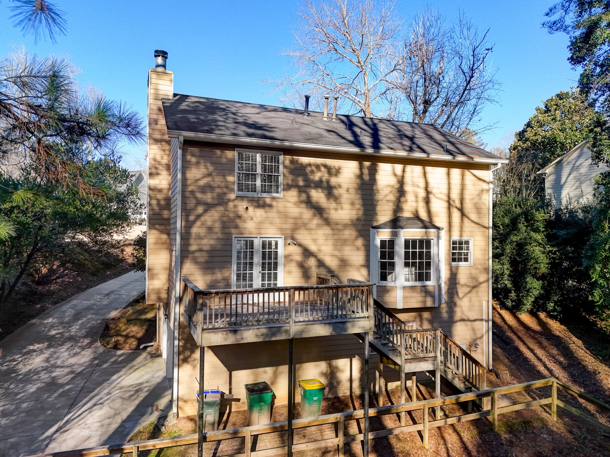 Shurburne Dr-031