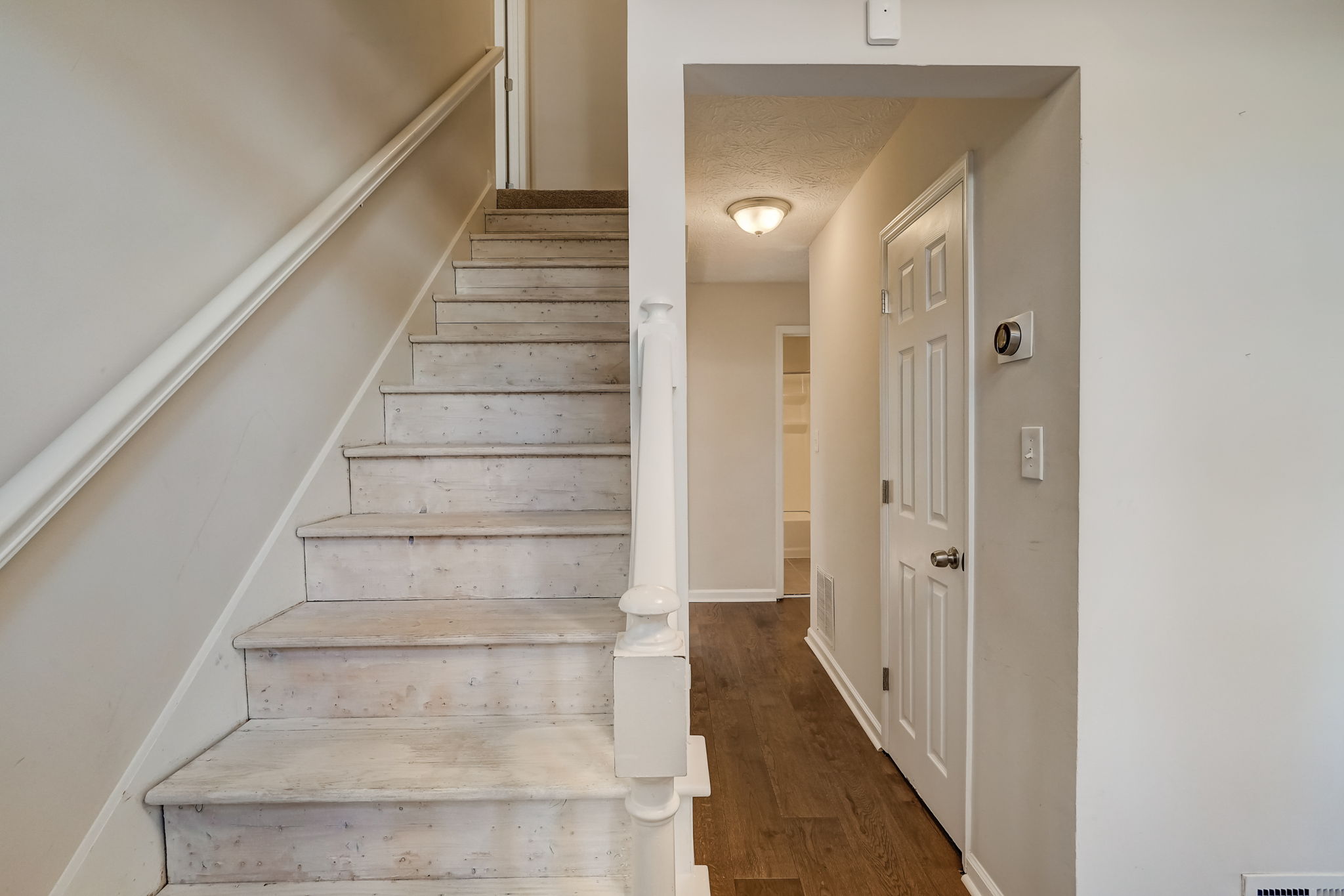 Shurburne Dr-010