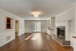 Shurburne Dr-006
