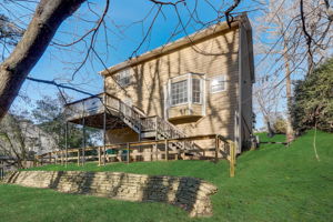 Shurburne Dr-041