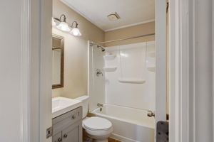 Shurburne Dr-009
