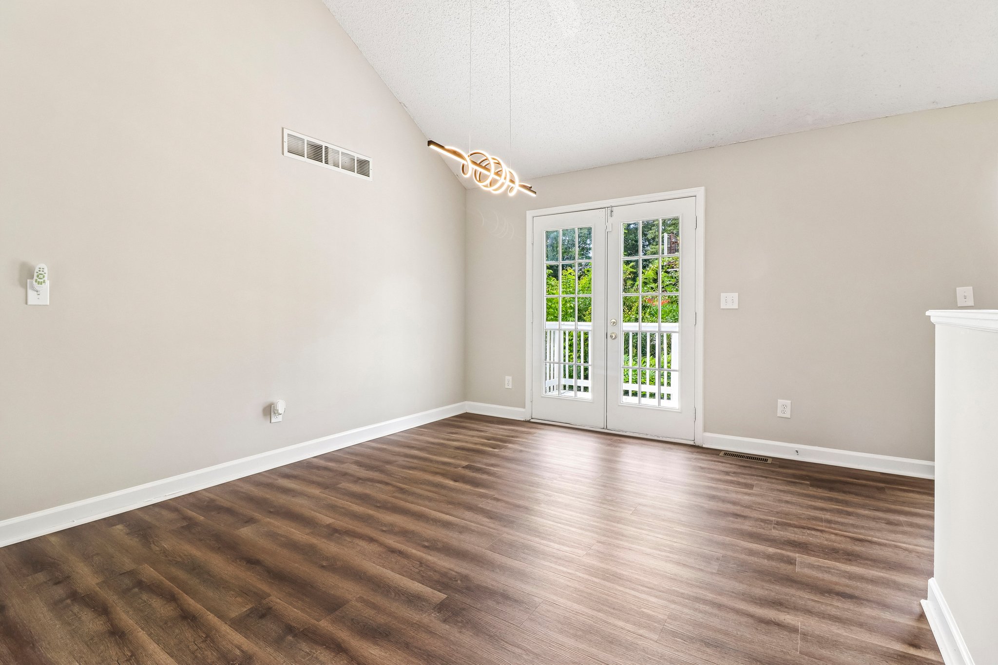 Emory Rd SE-S2808-012.jpg