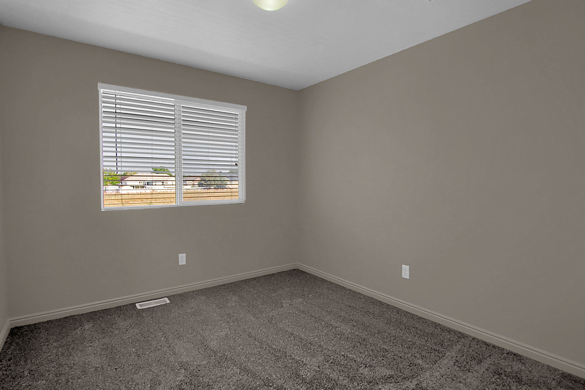  2896 W 3965 S #85B, West Haven, UT 84401, US Photo 14