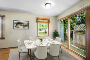 03 — Virtually Staged - Dining Room - DSCF4947