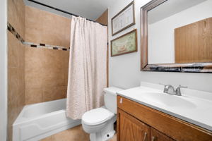 09 — Digitally decluttered - Bathroom