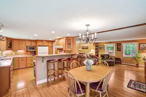 Academy Ave-S2208-007.jpg