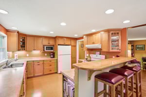 Academy Ave-S2208-009.jpg