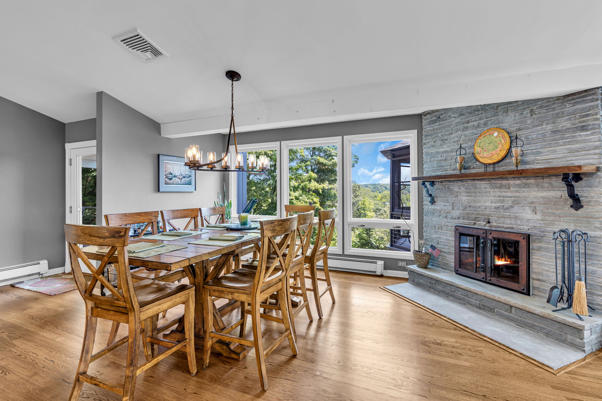 Dining rm with fireplace