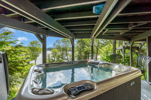 Four seater hot tub