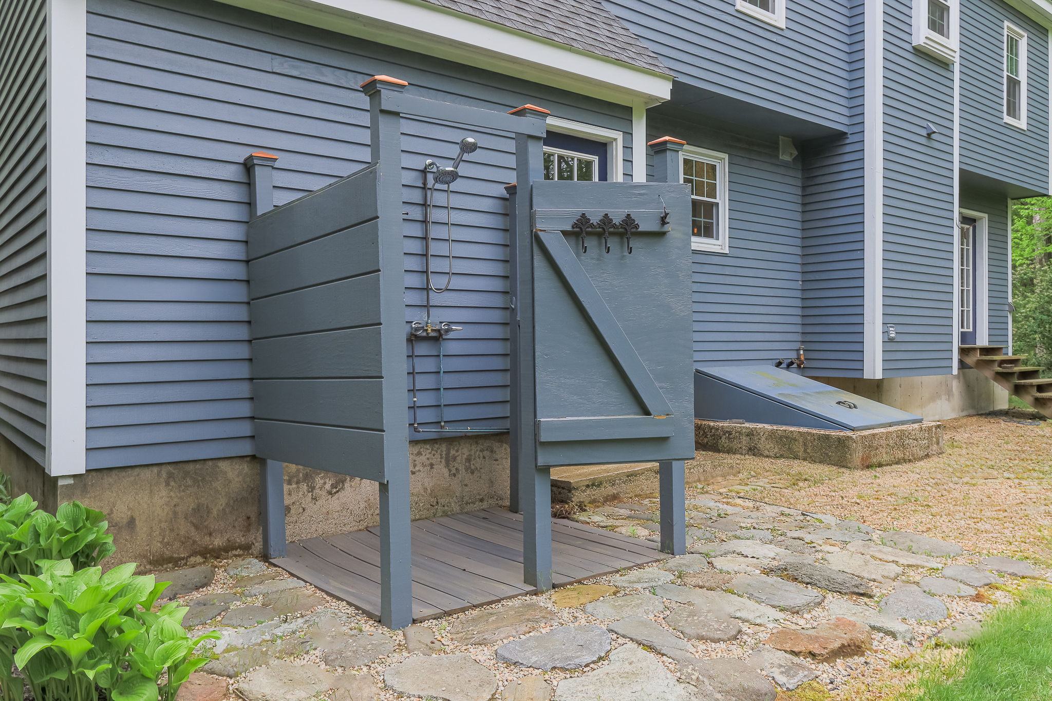 ExteriorRearOutdoorShower-1-Edit