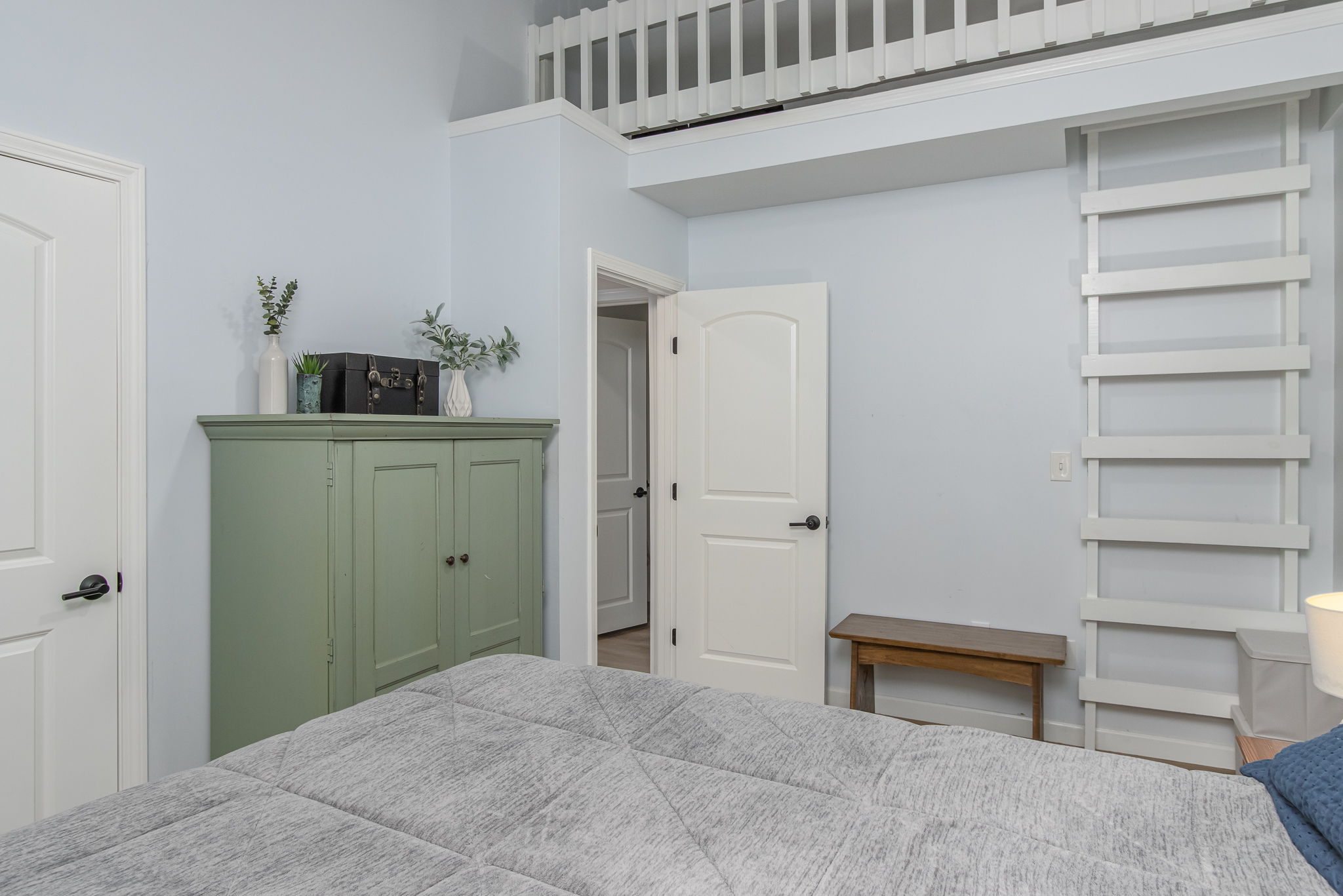 Bedroom2-4