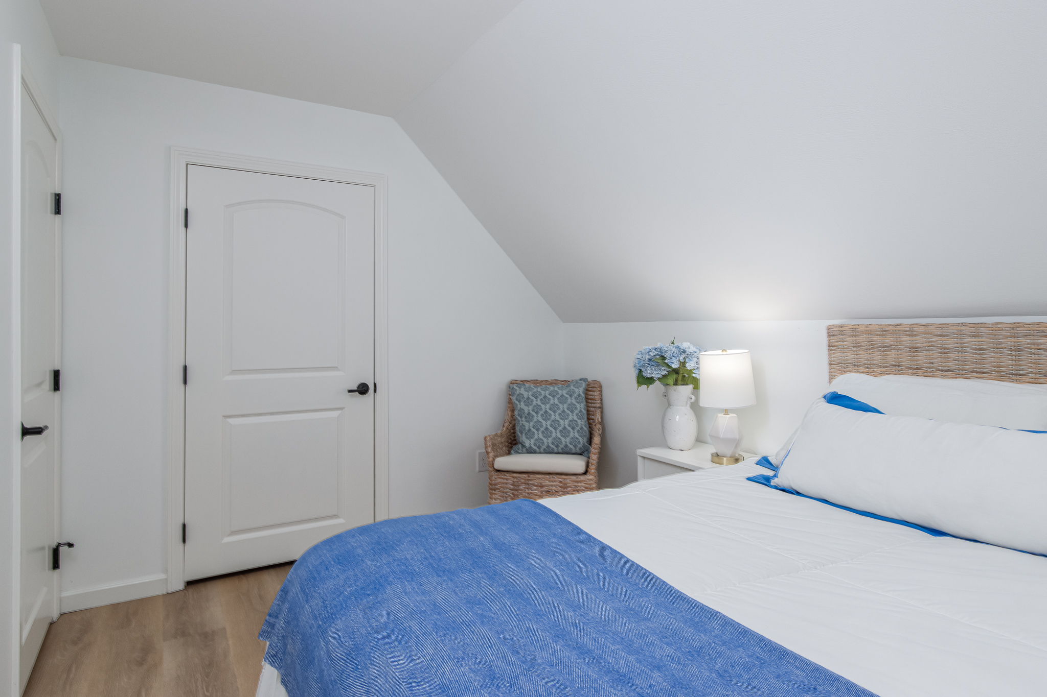Bedroom3-4