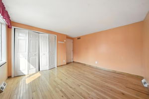  Photo 36