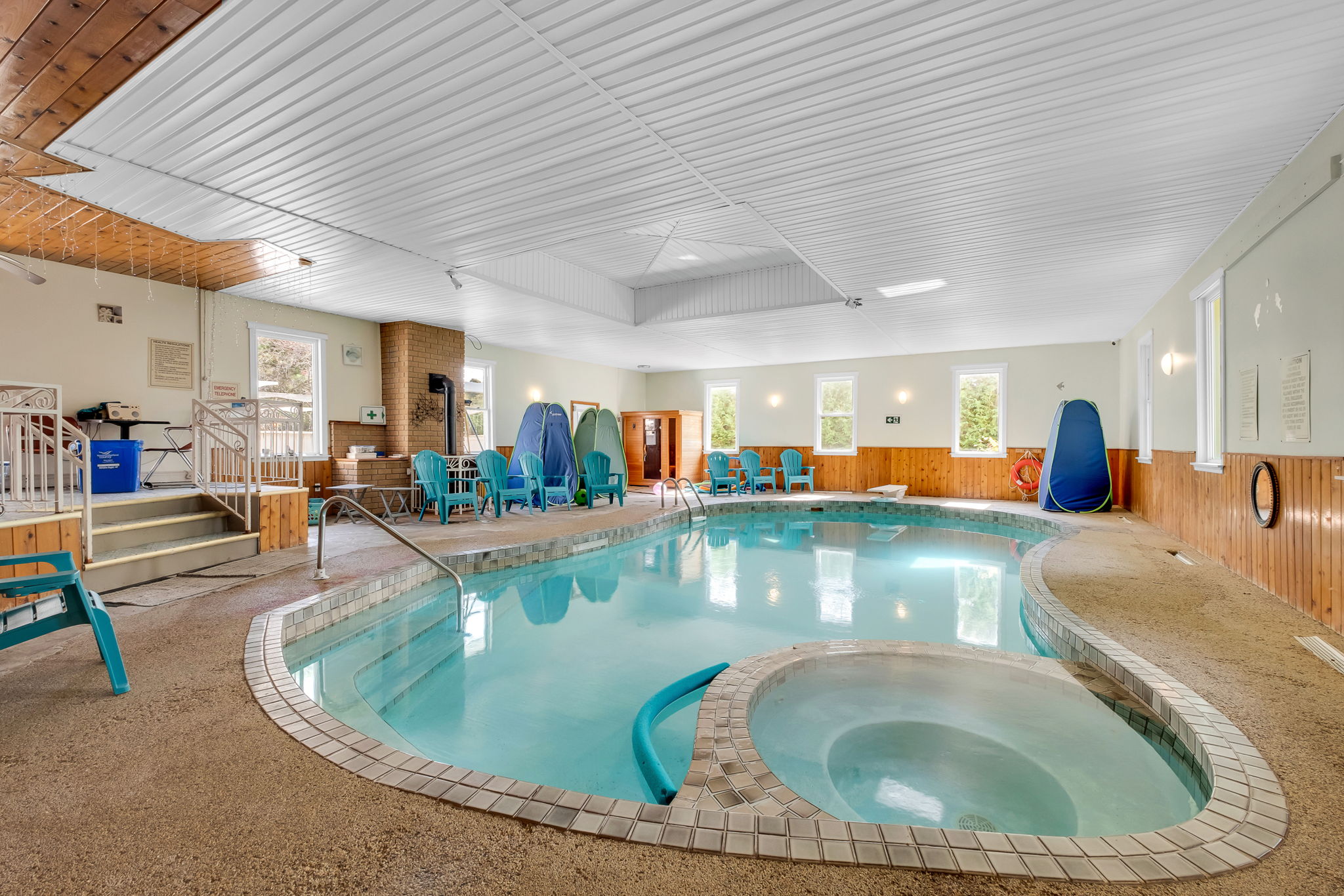 INDDOR POOL
