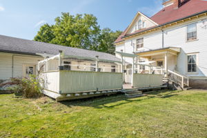 LICENSED PATIO/DECK