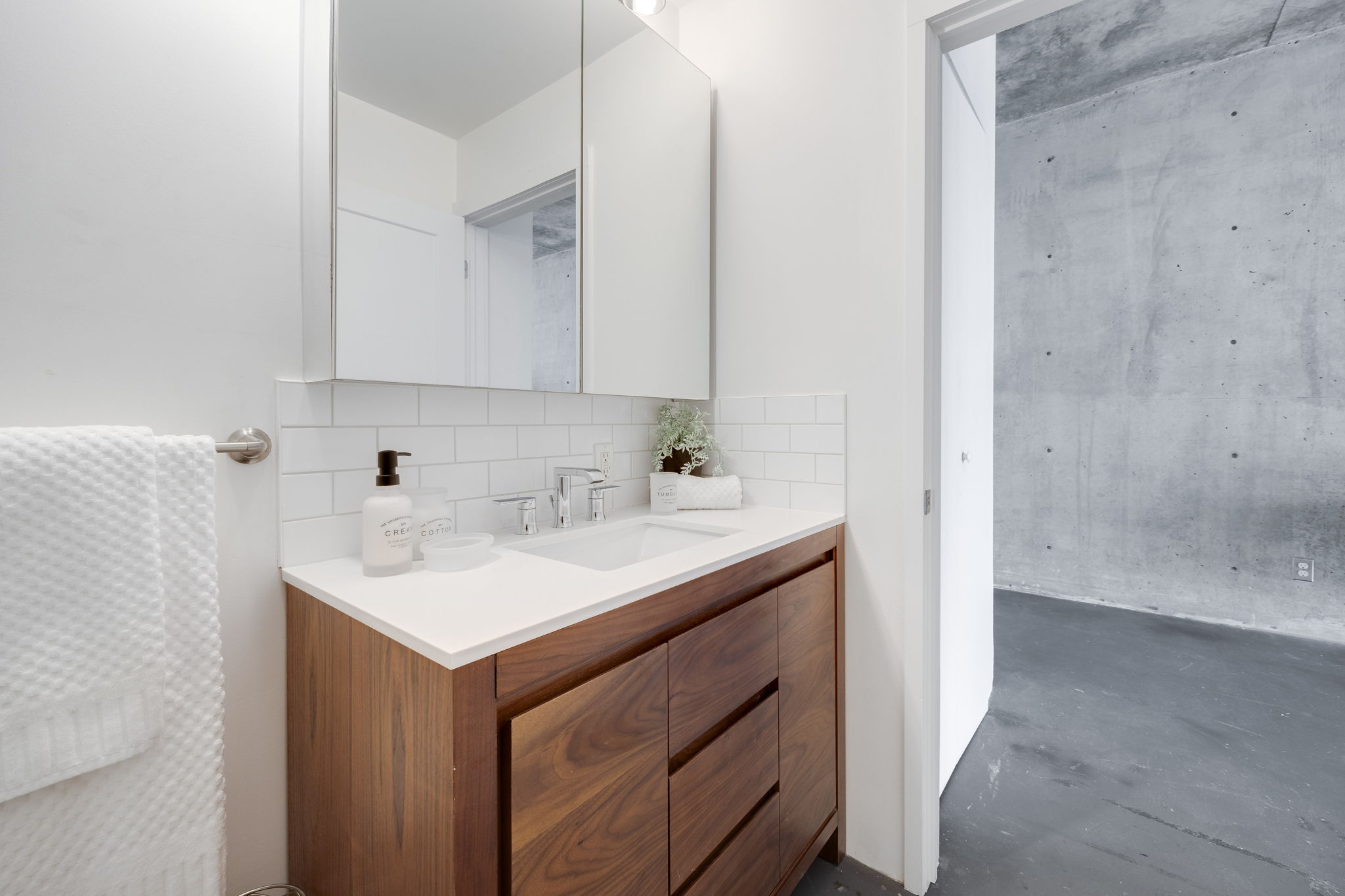 Toronto property showcase — delivered property photograph 19