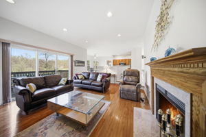 010_DO8A1604_with_fire