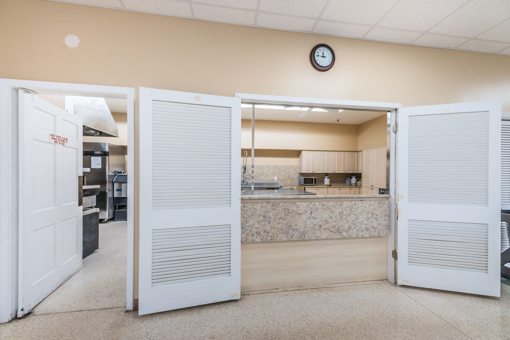 16-Clubhouse Kitchen