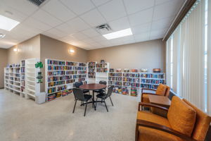 28-Clubhouse Library