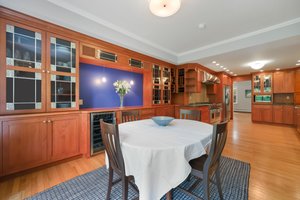Kitchen/Eating Area