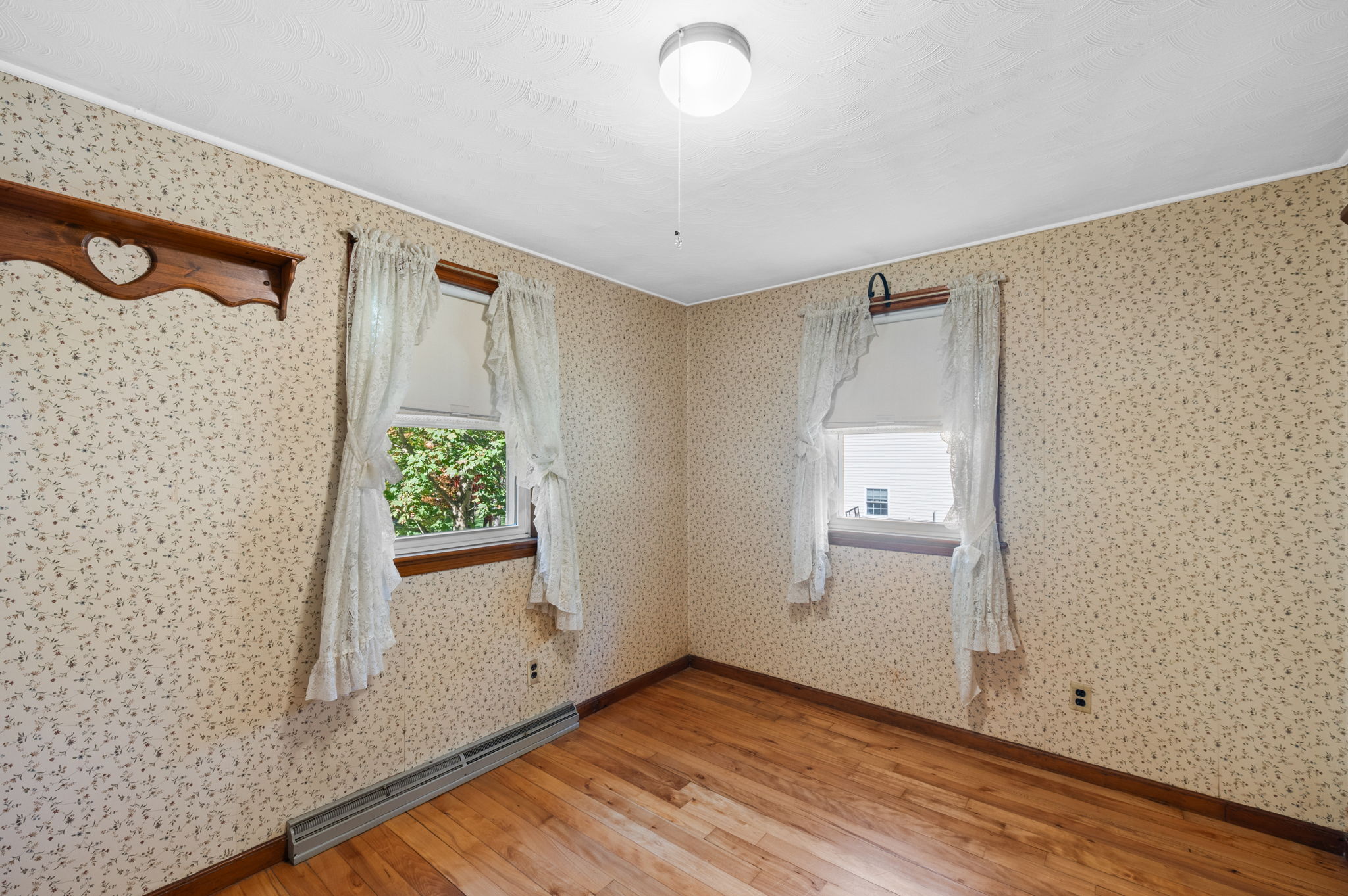 Bedroom 4 (1st floor)