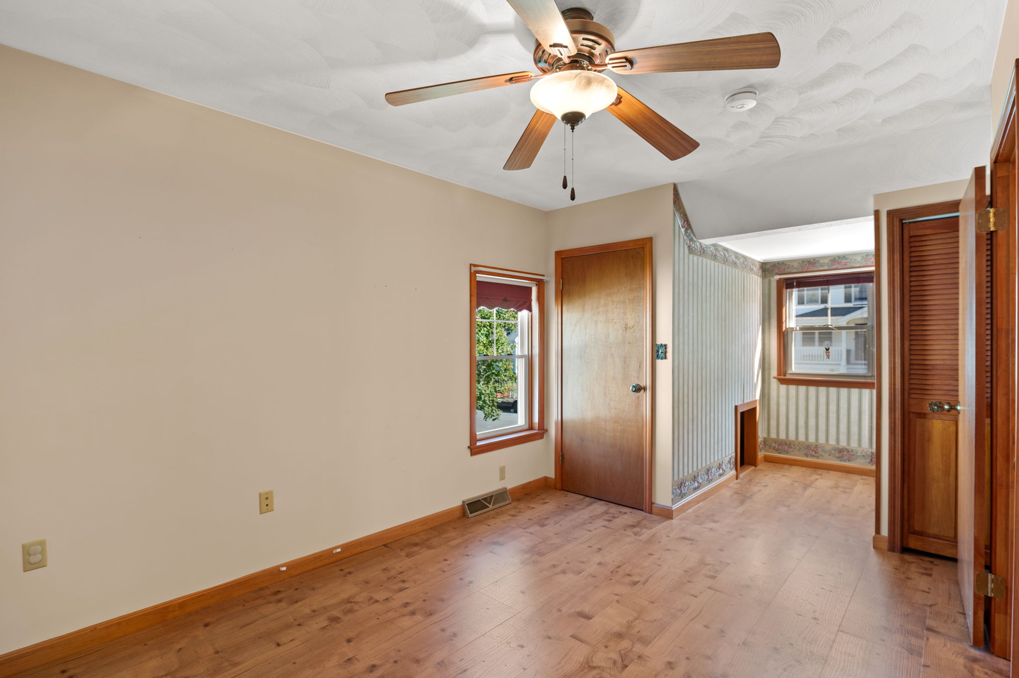 Bedroom 1 (2nd floor)