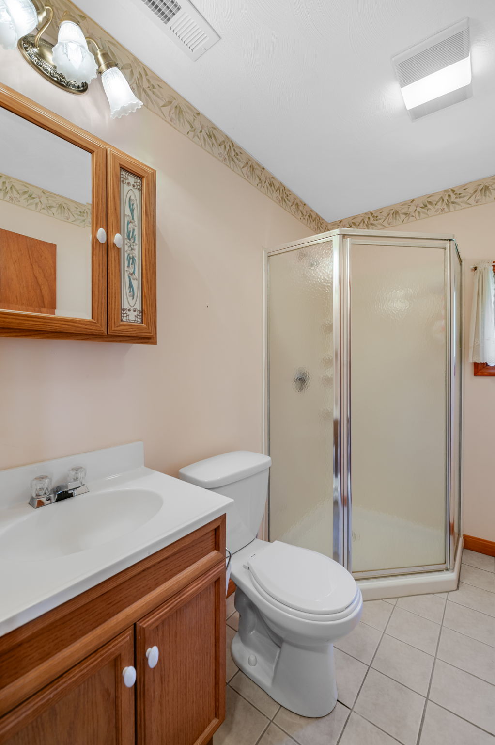2nd Floor Bathroom