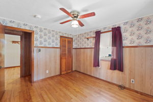 Bedroom 3 (1st floor)