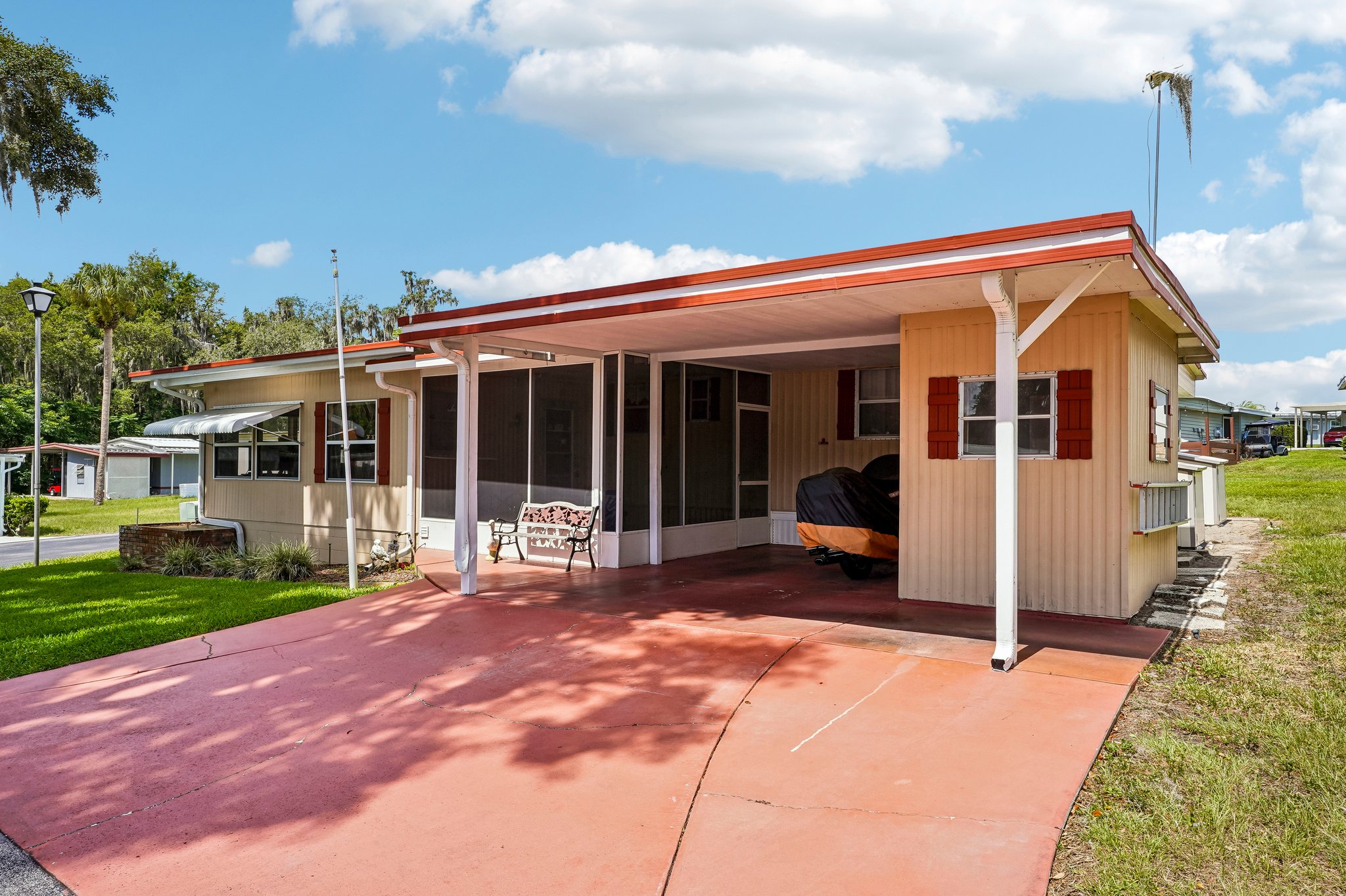 Harbor Oaks Dr-S2706-034.jpg