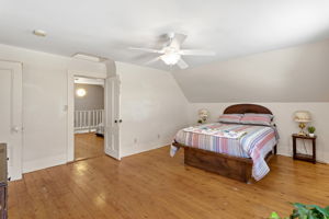  Photo 47