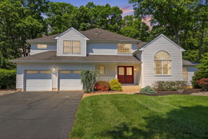  Photo 0