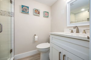  Photo 31