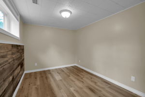  Photo 36