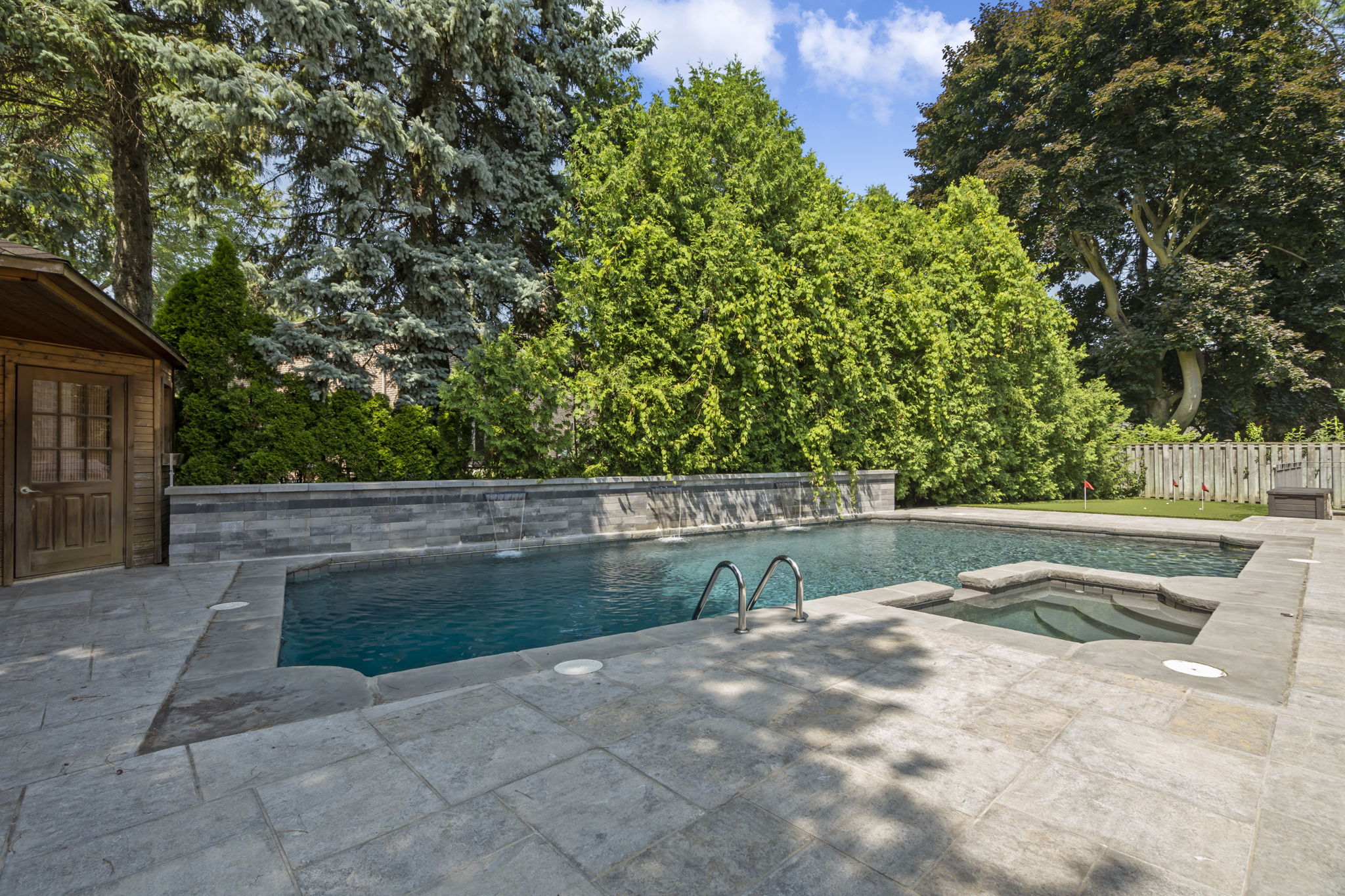 29 Junewood Crescent Toronto, ON M2L 2C3