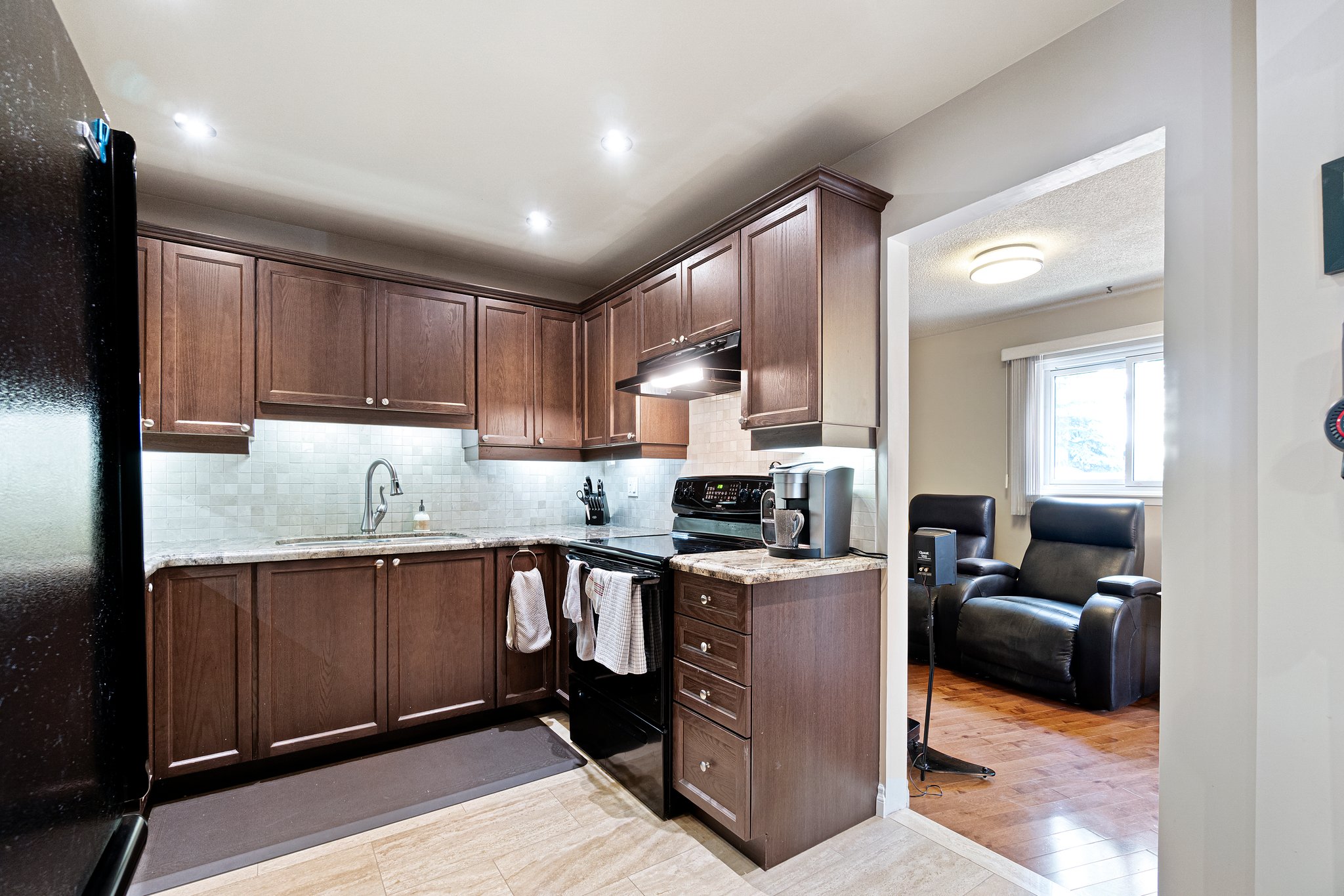 Markham property showcase — delivered property photograph 5