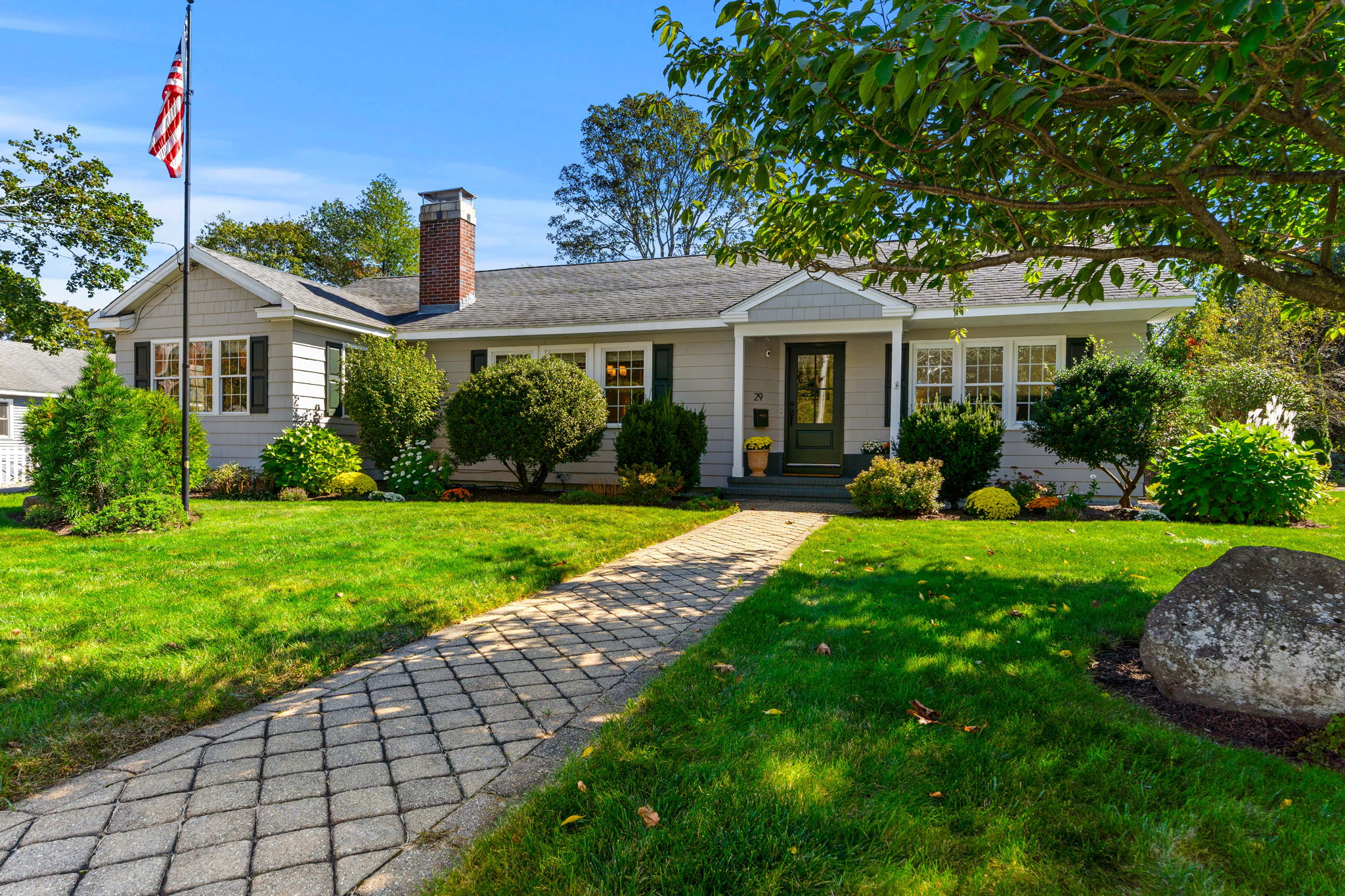29 Linwood St, Chelmsford, MA 01824, USA Photo 2
