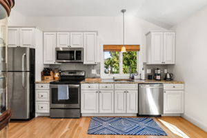 29 Linwood St, Chelmsford, MA 01824, USA Photo 64