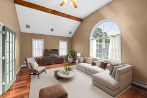 Family Room I VS