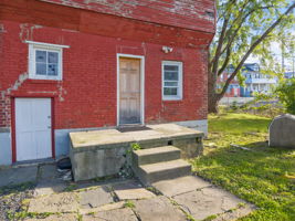  Photo 45