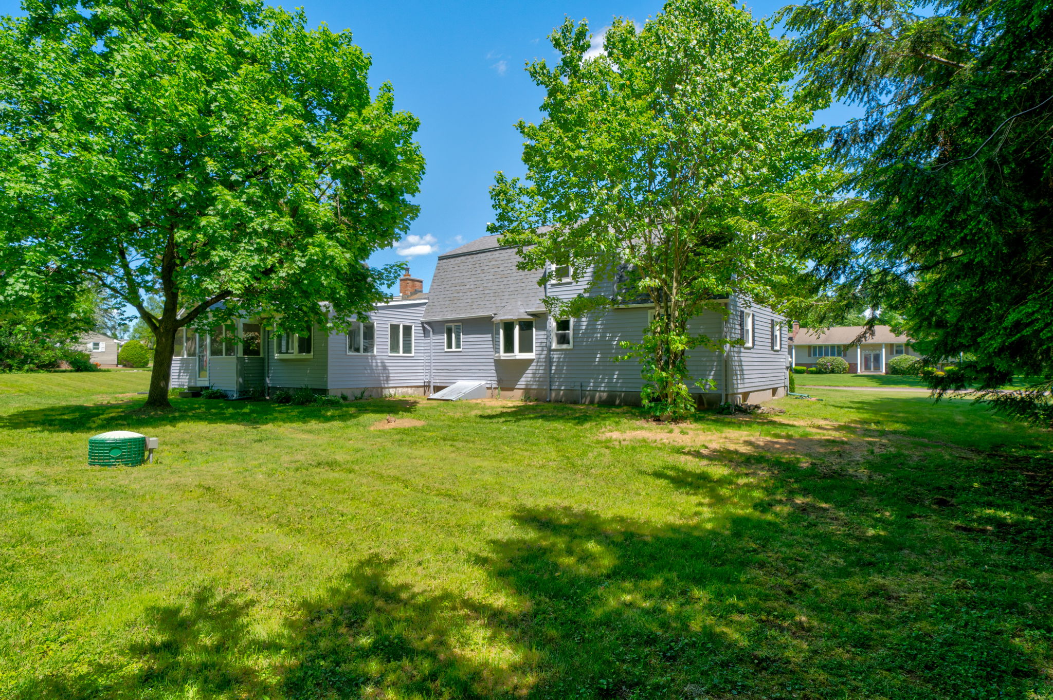 29 Margaret Dr, East Windsor, CT 06016 Ed McCullough Photography