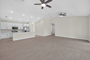Dining Room 2 of 2
