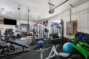  Photo 43