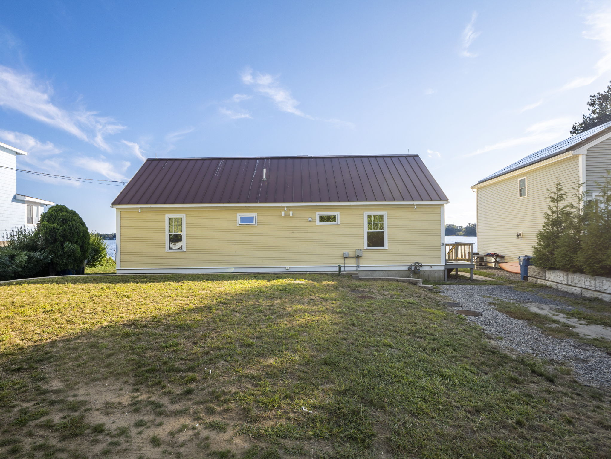 29 Ocean Ave Halifax MA 25